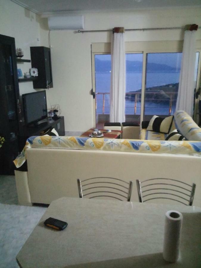 Cozy Sea Apartment Саранде Екстериор снимка